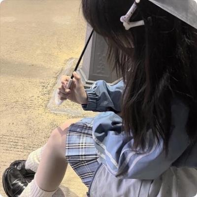 黑色疤痕的蓝调
